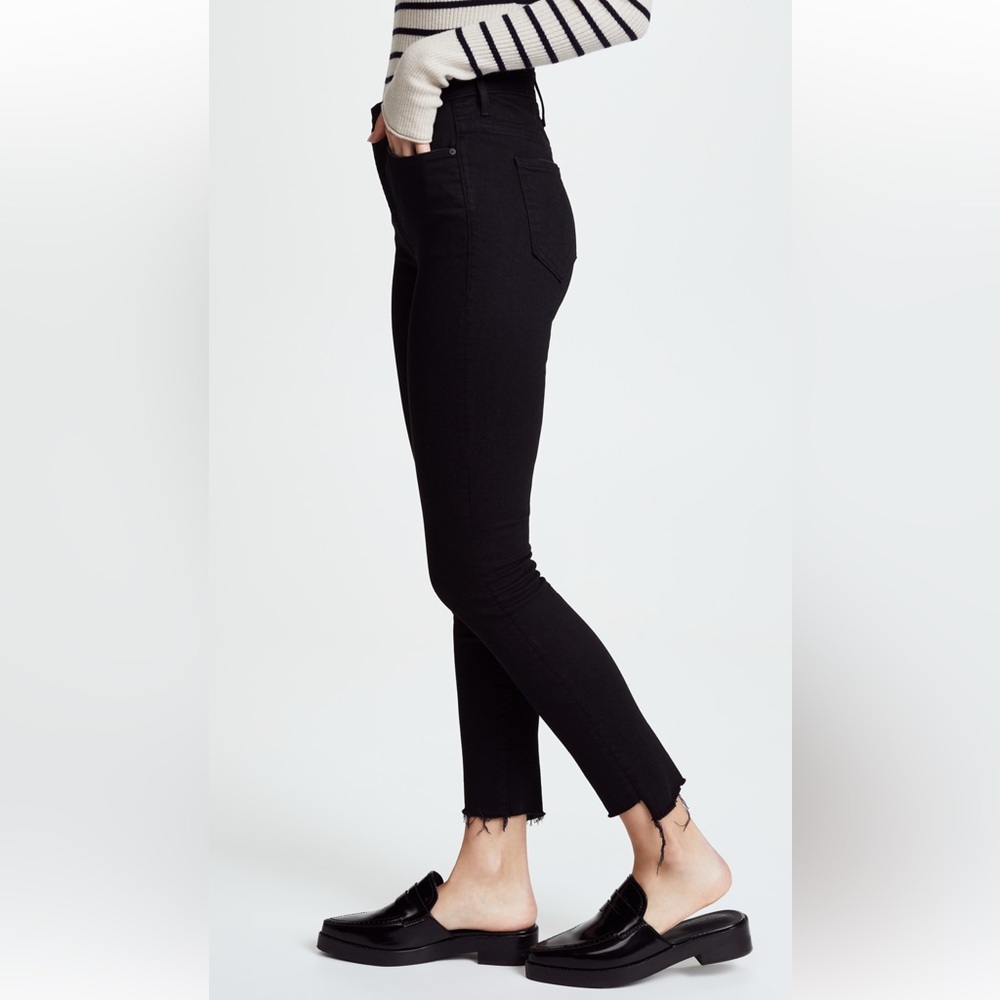 MOTHER The Stunner Step Hem Ankle Jeans in Not Guilty, 30